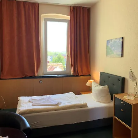 Gasthof Zur Ostsee Ostseebad Kölpinsee